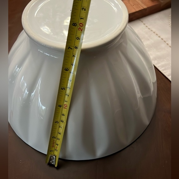 Extra Large Serving Bowl in white - Picture 13 of 16